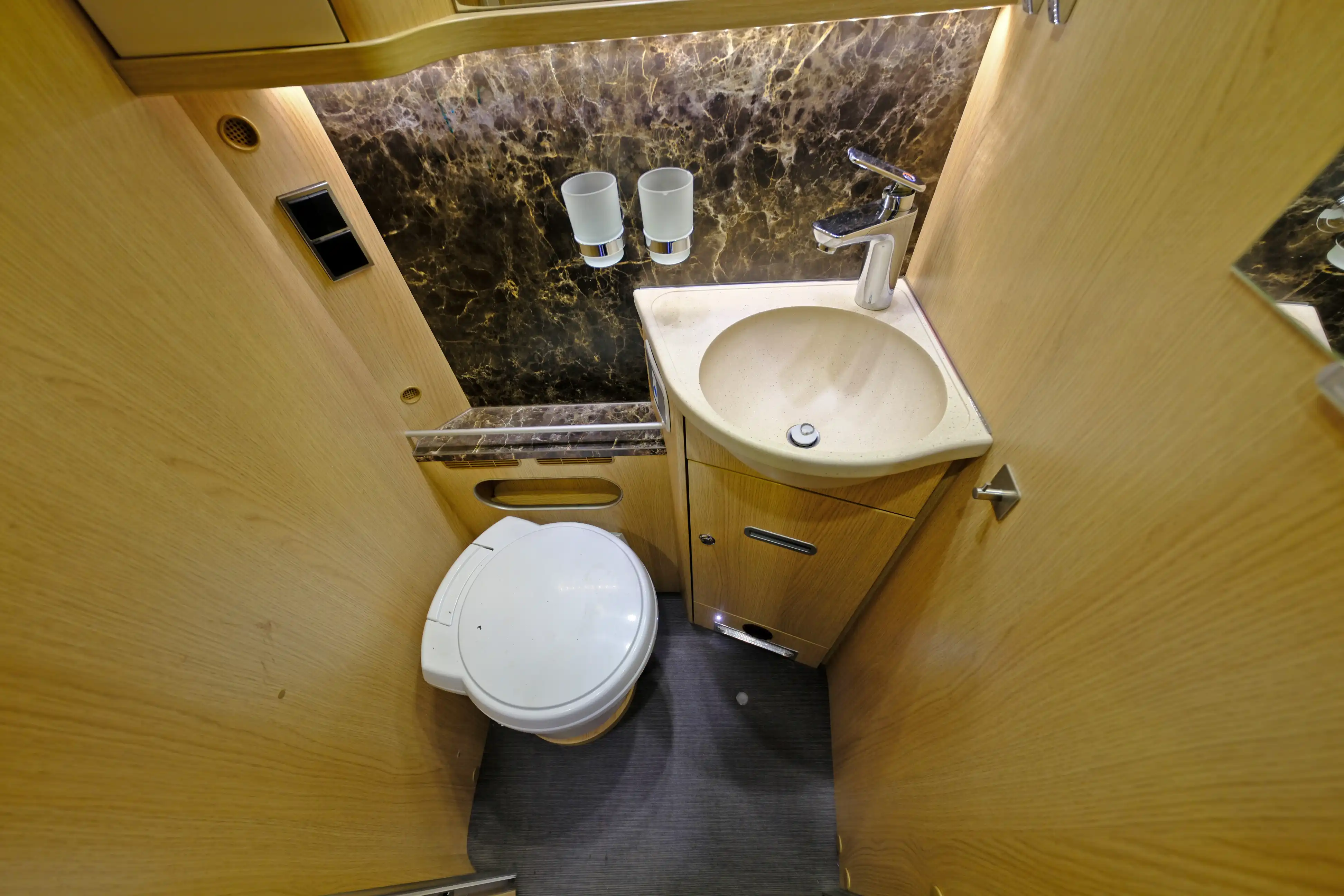 HYMER-ERIBA B 708 SL 